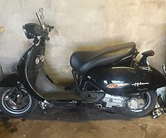 125 aprilia scooter