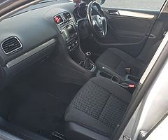 2010 Volkswagen Golf 1.6 TDI (105hp) - Image 8/10