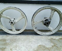 TZR 125 wheels