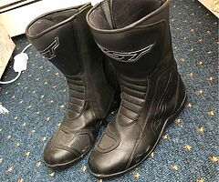 Motor bike gear