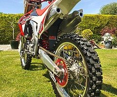 CRF 250 R