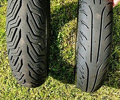 Front and rear Michelin tyres. 12"