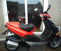Aprilla sr 125cc , 50cc on log book - Image 6/6