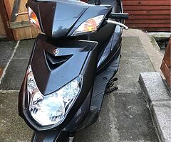 Yamaha Cygnus x 125 scooter