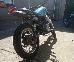 Yamaha sr250