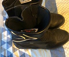 Motorbike boots