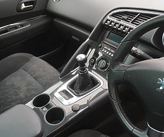 Car - Image 4/9
