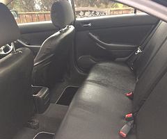 Toyota Avensis 07 - Image 7/8