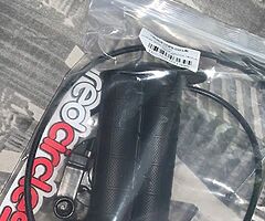Brand new Pitbike grips an throttle kit
