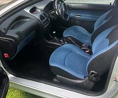2004 Peugeot 206