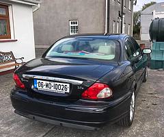 Jaguar X-type 
