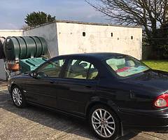 Jaguar X-type 