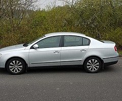 Volkswagen pasat bluemoution 2.0 l - Image 4/9