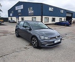 VW GOLF 1.6 TDI... SE NAV BMT...