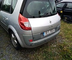 08 Renault Scenic for parts, petrol