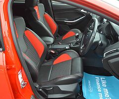 Ford Focus ST-2 - Image 8/10