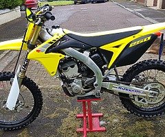 Suzuki RMZ 250