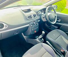 2006 Renault Clio 1.4 petrol - Full service history and brand new clutch! - Image 4/6