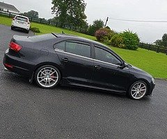 Volkswagen Jetta DSG - Image 8/10