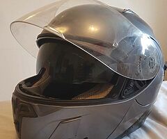 Helmet n daniese boots. - Image 6/6