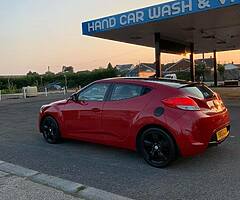 2013 Hyundai Veloster - Image 5/10