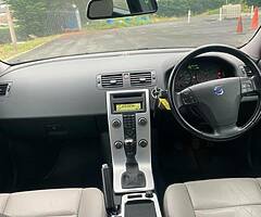2010 Volvo V50 - Image 8/10