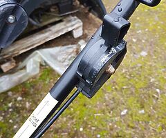Lawnmowers - Image 5/10
