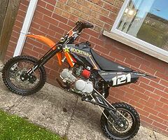 Stomp 140cc big frame pitbike