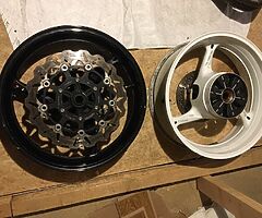 2011-20 GSXR 600/750 wheels with galfer race discs