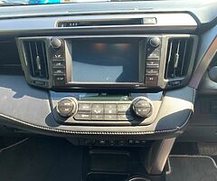 2017 Toyota RAV4 - Image 5/10