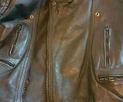 Motorcycle clothing - Image 6/8