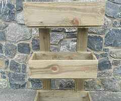 Wooden planters and raised beds - Image 4/10