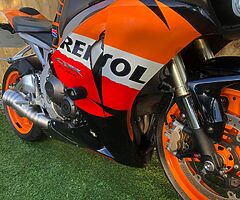 Honda CBR1000RR Repsol Fireblade - Image 8/10