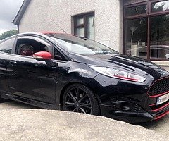 Ford Fiesta Black Edition - Image 3/4