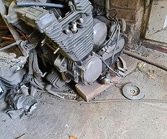 Yamaha xj650 bober