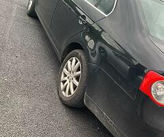 Volkswagen Jetta - Image 4/7