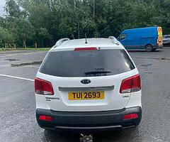 2011 kia sorento (automatic) (7 seater)