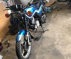 Suzuki gs 125 1996