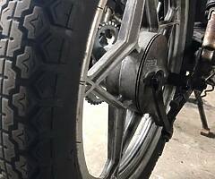 Suzuki gs 125 1996 - Image 5/7