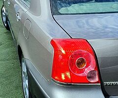 2006 toyota avensis TAX 04.21