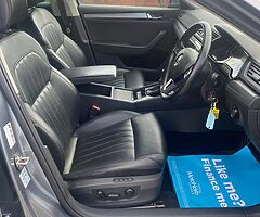 2016 Škoda SUPERB SEL Executive 2.0 TDi DSG - Image 9/10