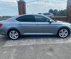 2016 Škoda SUPERB SEL Executive 2.0 TDi DSG - Image 6/10