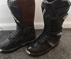 Motorcross kids outfit and boots - Image 6/8