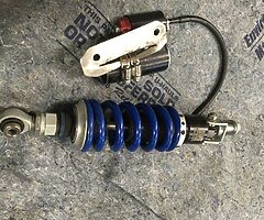 penske/JRI race shock for a 11-15 ZX10R
