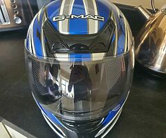 G-MAC helmet like new size small - Image 4/4