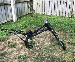 Crf70 frame and forks - Image 4/4
