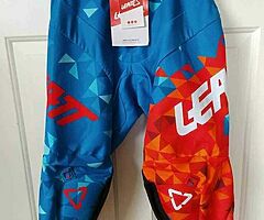 UK 26 Motocross pants