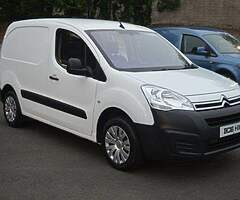 2019 Volkswagen Transporter - Image 3/5