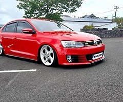 Volkswagen Jetta 1.6 tdi ( bagged,airlift,3p management)