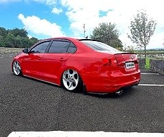 Volkswagen Jetta 1.6 tdi ( bagged,airlift,3p management)